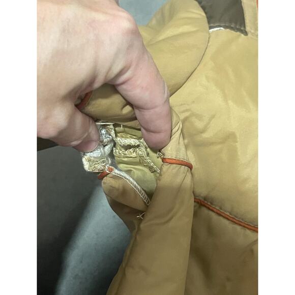 Sigallo, Yellow Nylon Flight Skii Jacket, 80s Size L, Zipper Closure, Warm FLAWS - Picture 4 of 9